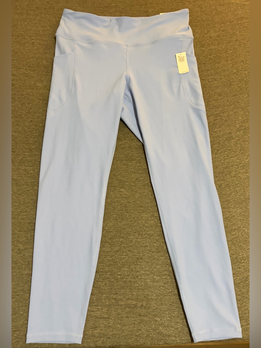 NWT Old Navy High-Waisted Powersoft 7/8 Leggings with Pockets